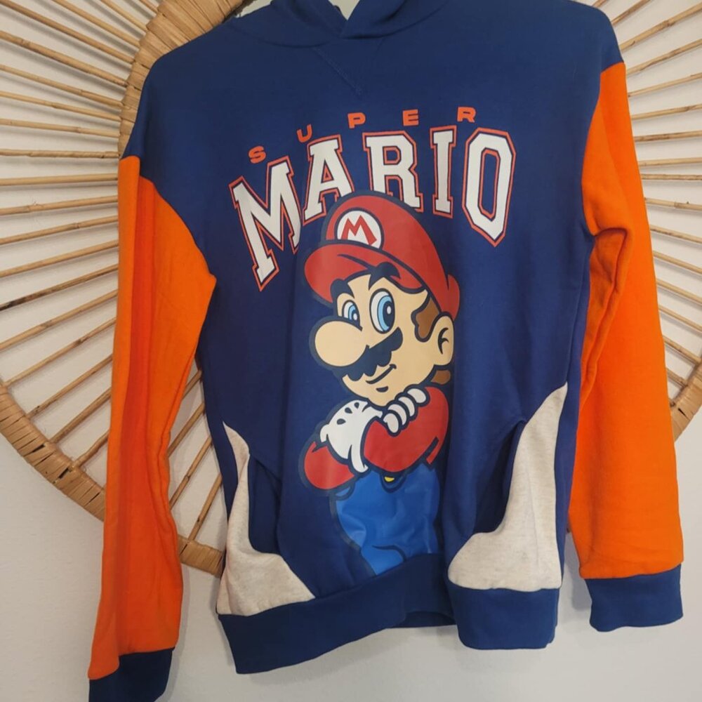 NEW Super Mario Bros. Big Boys Pullover Hoodie Size Large L